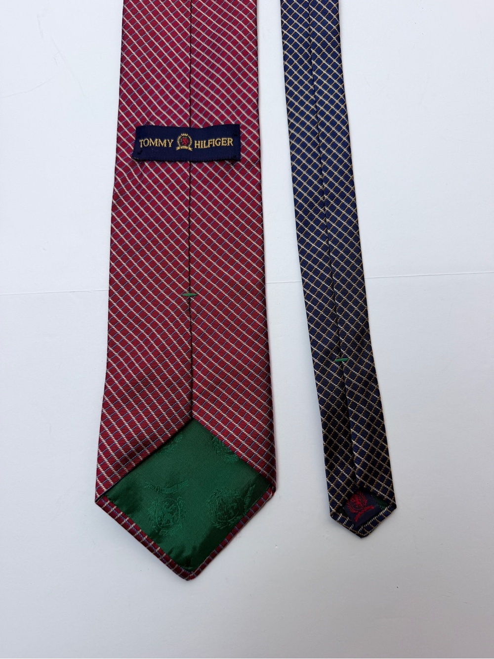 Tommy Hilfiger Men’s Tie Red Navy Gold Geometric Check Classic Necktie